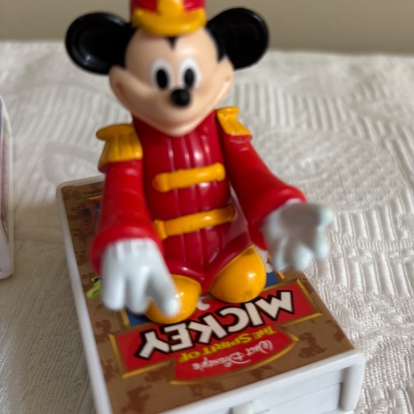 McDonalds Disney VHS Train - Picture 3 of 6